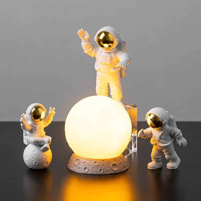 Astronaut Statue Ornament